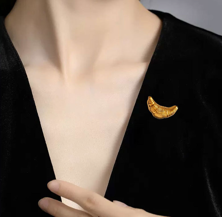 Breakfast in Paris Pin